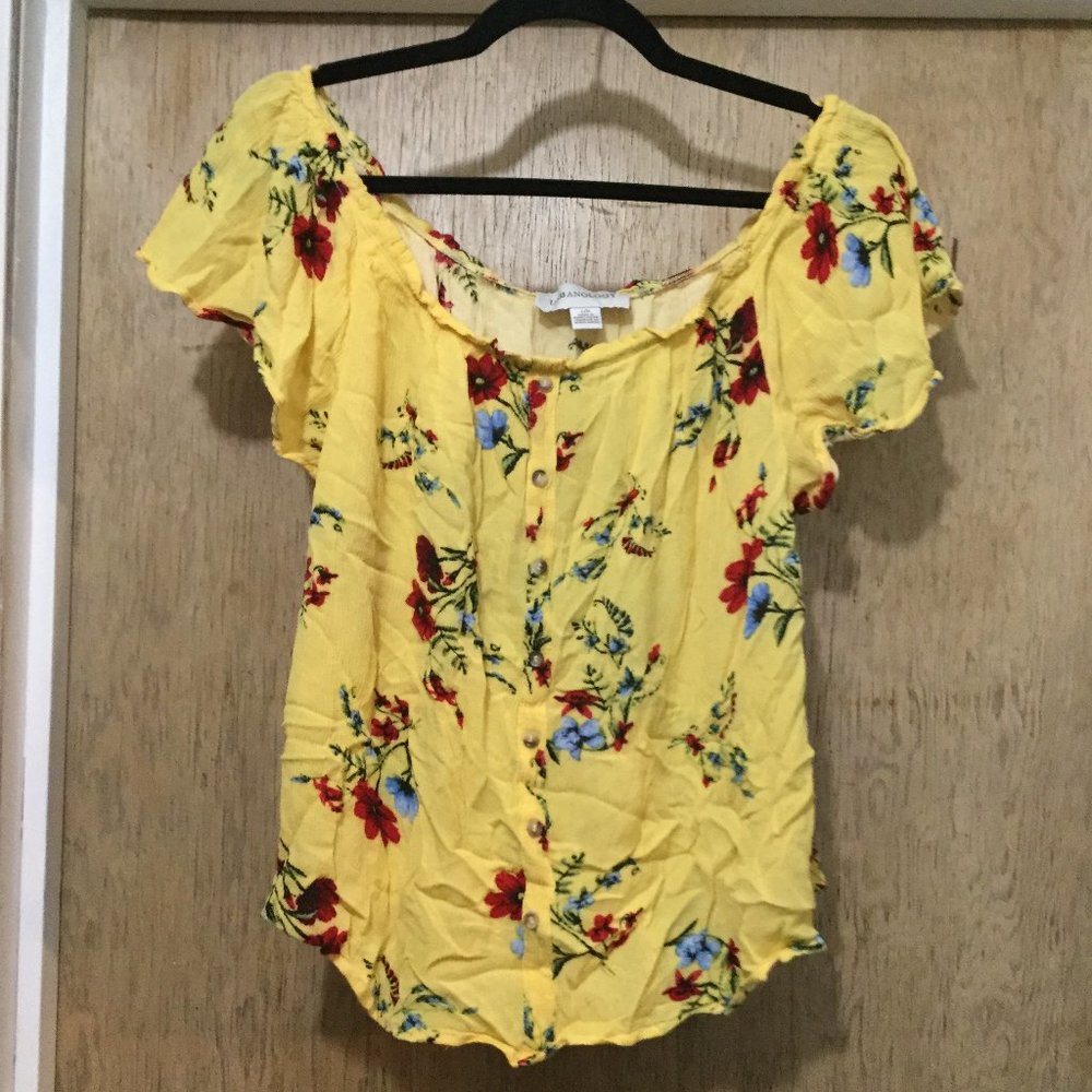 Urbanology yellow floral with flutter sleeves size large button front